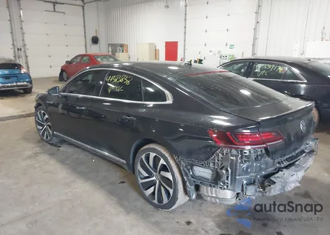 2021 Volkswagen Arteon 2.0T Sel R-Line z USA, uszkodzony, nr VIN WVWSR7AN3ME011939